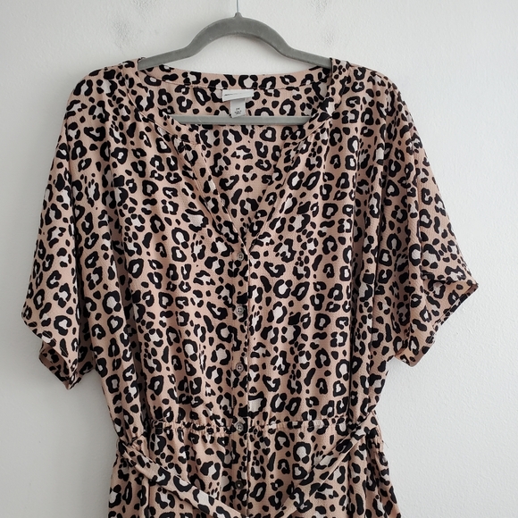 Ava & Viv Leopard Print V-Neck Button Up Midi Dress 2X - Picture 4 of 10